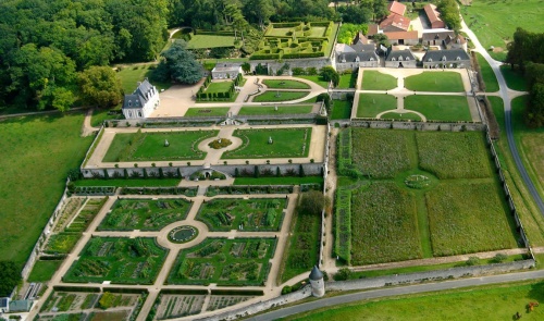 Aerial view of the garden as found on the Chateau de Valmer website